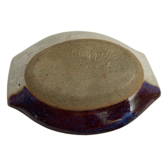 Studio Art by Chappell. Small handmade pottery Plate with Peach Design - Picture 6 of 11